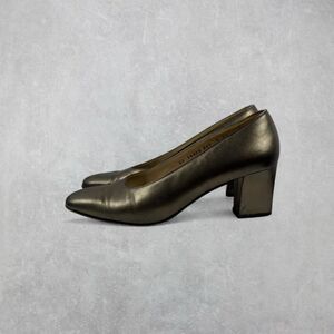 Vintage Salvatore Ferragamo Pewter Metallic Almond Toe Heels